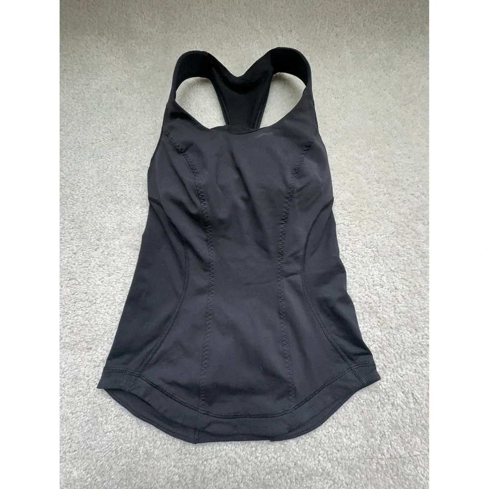 Lululemon Women's Athletic Lot Size 2 Fast Free Shorts Tank Black Ribbed White